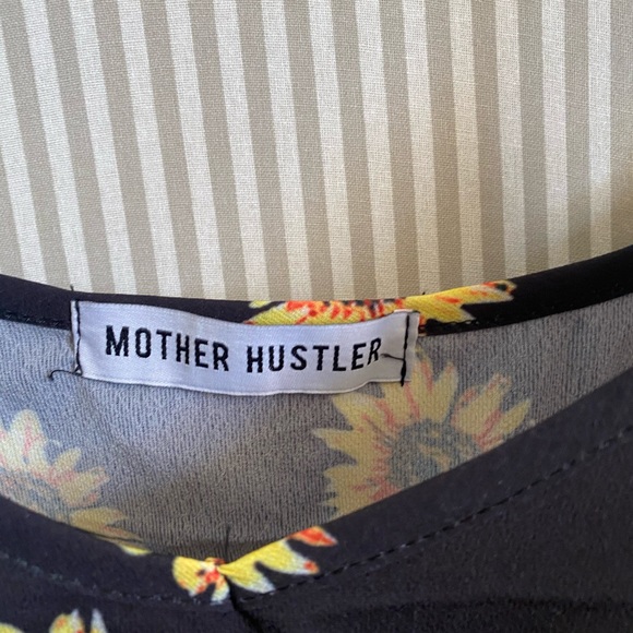 Women’s Sunflower Spaghetti Strap Romper - Picture 4 of 4